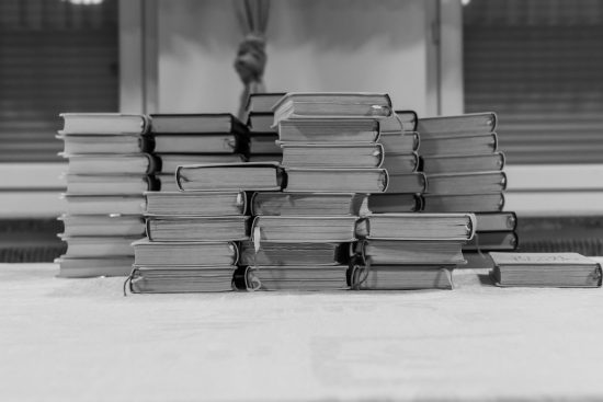 découvrez des rencontres littéraires captivantes qui explorent les univers des auteurs, leurs inspirations et l'impact de leurs œuvres. plongez dans des discussions enrichissantes qui célèbrent la richesse de la littérature.